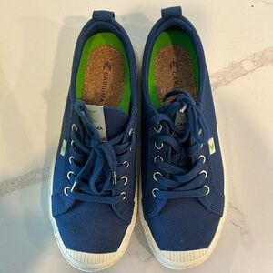 Barium’s OCA low shadow blue canvas sneaker